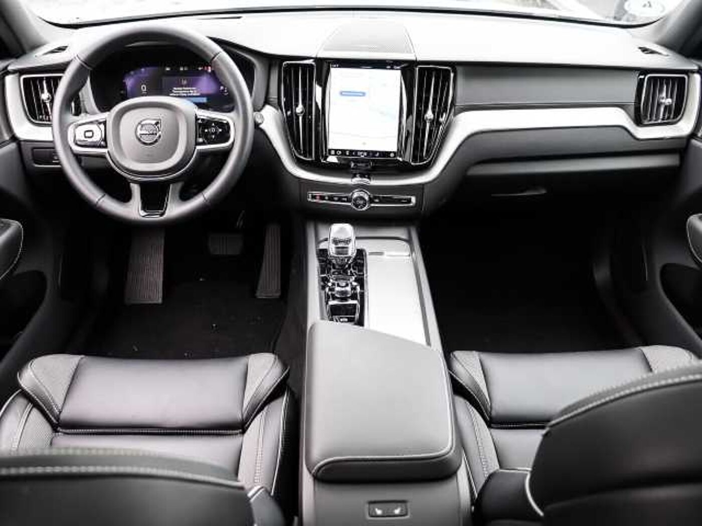Volvo  Ultimate Dark Recharge Plug-In Hybrid AWD T8 Twin Engine EU6d Allrad HUD StandHZ