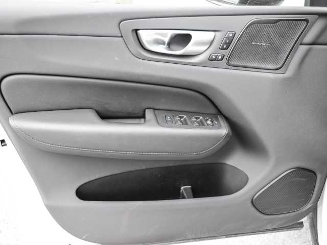 Volvo  Ultimate Dark Recharge Plug-In Hybrid AWD T8 Twin Engine EU6d Allrad HUD StandHZ