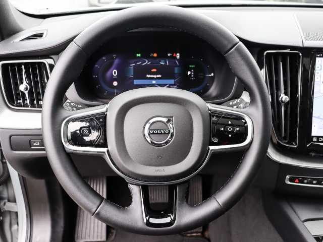 Volvo  Ultimate Dark Recharge Plug-In Hybrid AWD T8 Twin Engine EU6d Allrad HUD StandHZ