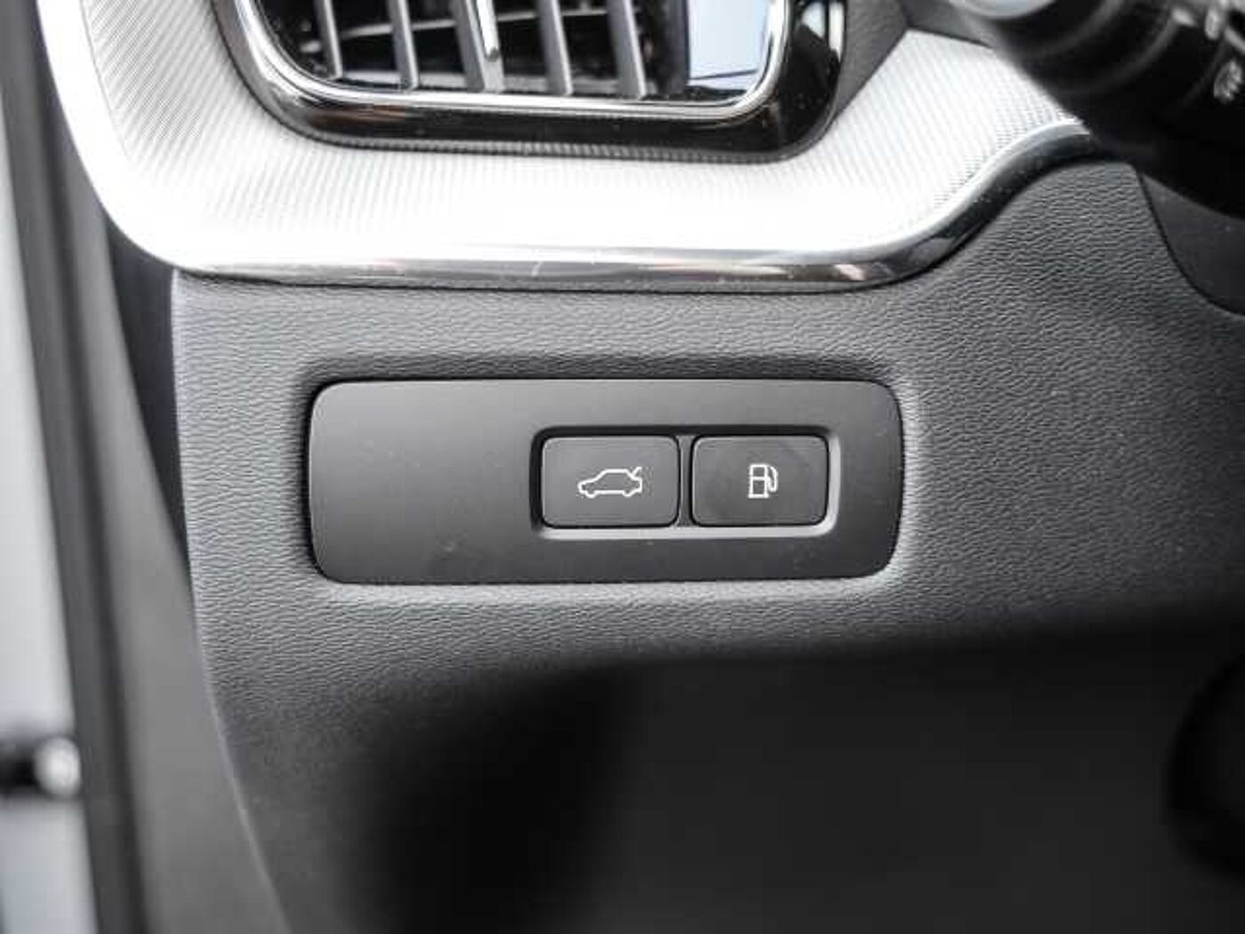 Volvo  Ultimate Dark Recharge Plug-In Hybrid AWD T8 Twin Engine EU6d Allrad HUD StandHZ