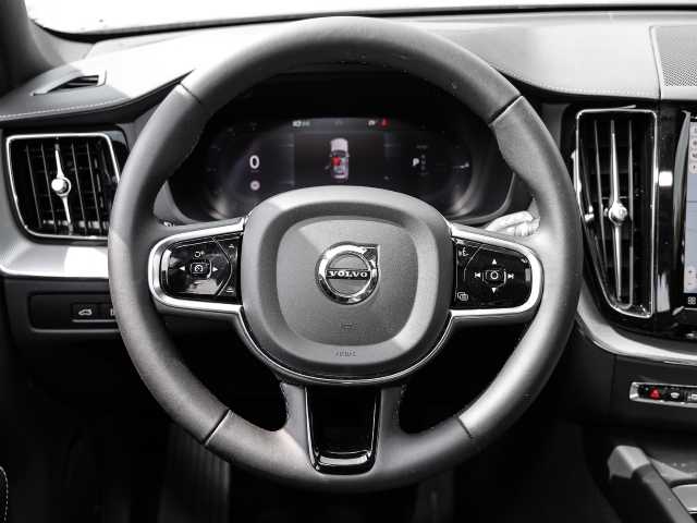 Volvo  Ultimate Dark Recharge Plug-In Hybrid AWD T8 Twin Engine EU6d Allrad HUD StandHZ