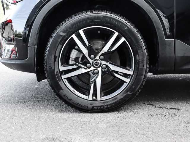 Volvo  Plus Dark 2WD B3 EU6d digitales Cockpit Memory Sitze Soundsystem HarmanKardon LE