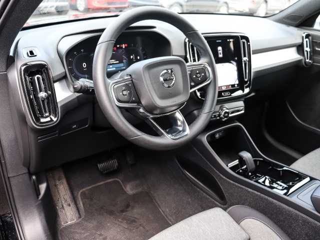Volvo  Plus Dark 2WD B3 EU6d digitales Cockpit Memory Sitze Soundsystem HarmanKardon LE