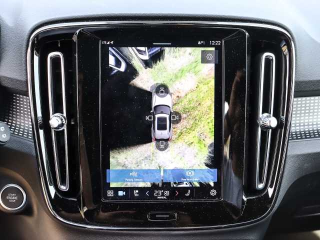 Volvo  Plus Dark 2WD B4 EU6d digitales Cockpit Memory Sitze Soundsystem HarmanKardon 36