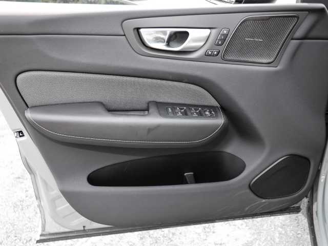 Volvo  Plus Dark Recharge Plug-In Hybrid AWD T6 Twin Engine EU6d Allrad StandHZG digita