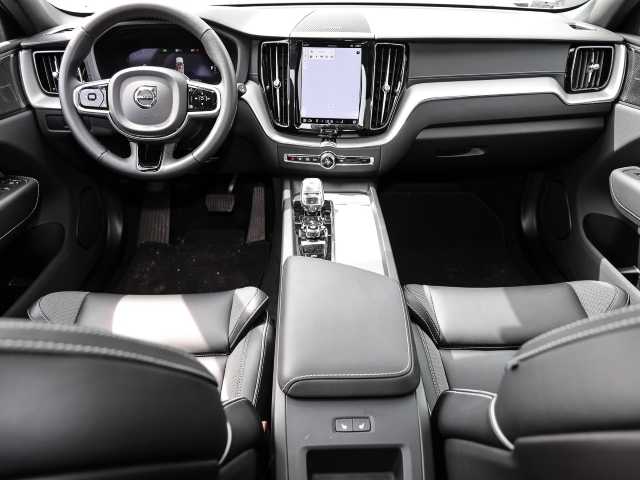 Volvo  Ultimate Dark Recharge Plug-In Hybrid AWD T8 Twin Engine EU6d Allrad HUD StandHZ