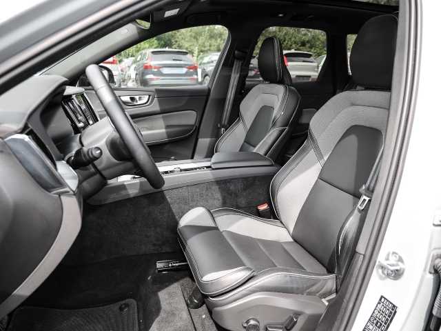 Volvo  Ultimate Dark Recharge Plug-In Hybrid AWD T8 Twin Engine EU6d Allrad HUD StandHZ