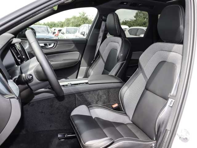Volvo  Plus Dark Recharge Plug-In Hybrid AWD T8 Twin Engine EU6e Allrad StandHZG digita