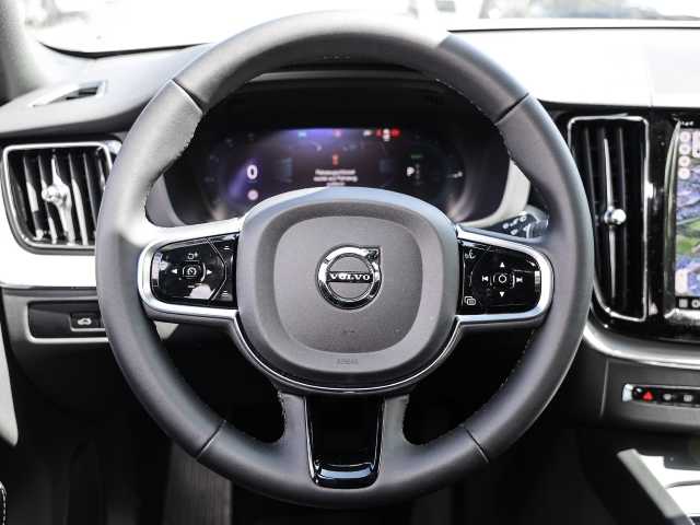 Volvo  Plus Dark Recharge Plug-In Hybrid AWD T8 Twin Engine EU6e Allrad StandHZG digita