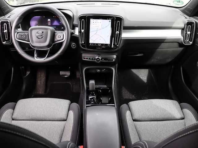 Volvo  Plus Dark 2WD B3 EU6d digitales Cockpit Memory Sitze Soundsystem HarmanKardon LE