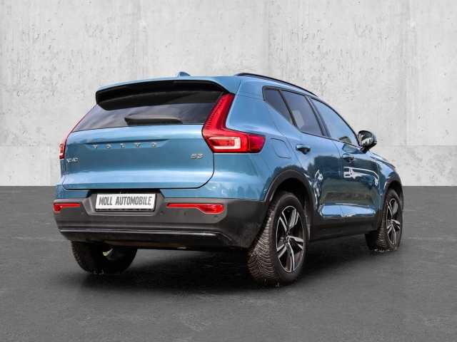 Volvo  Plus Dark 2WD B3 EU6d digitales Cockpit Memory Sitze Soundsystem HarmanKardon LE