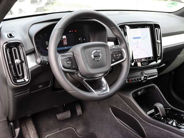 Volvo  Plus Dark 2WD B3 EU6d digitales Cockpit Memory Sitze Soundsystem HarmanKardon LE