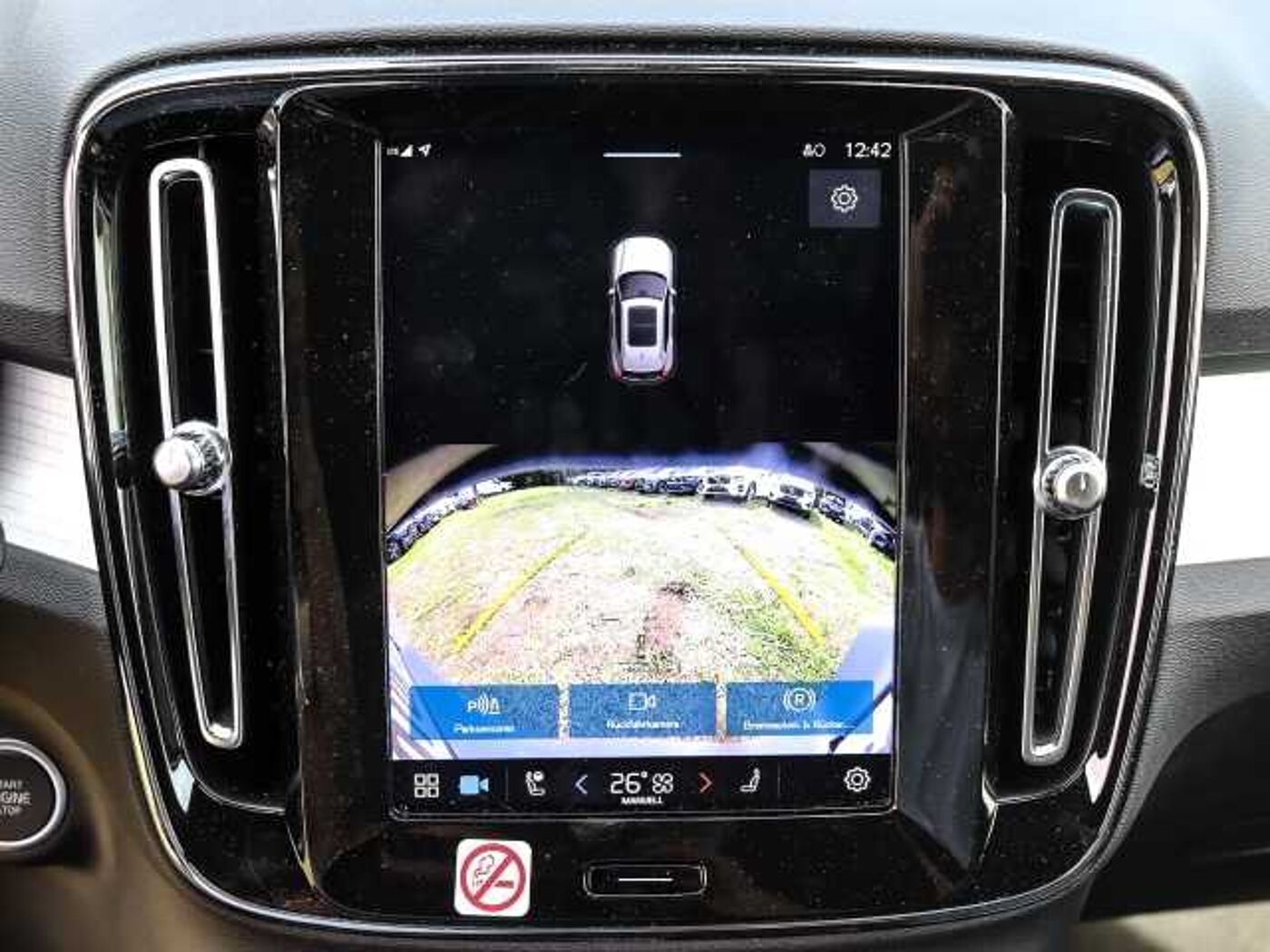 Volvo  Plus Dark 2WD B3 EU6d digitales Cockpit Memory Sitze Soundsystem HarmanKardon LE