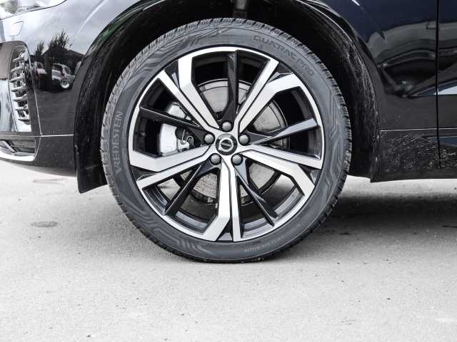 Volvo  Ultimate Dark Recharge Plug-In Hybrid AWD T8 Twin Engine EU6d Allrad HUD StandHZ