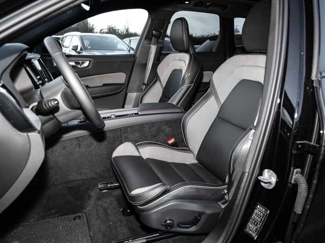 Volvo  Plus Dark Recharge Plug-In Hybrid AWD T8 Twin Engine EU6d Allrad StandHZG digita