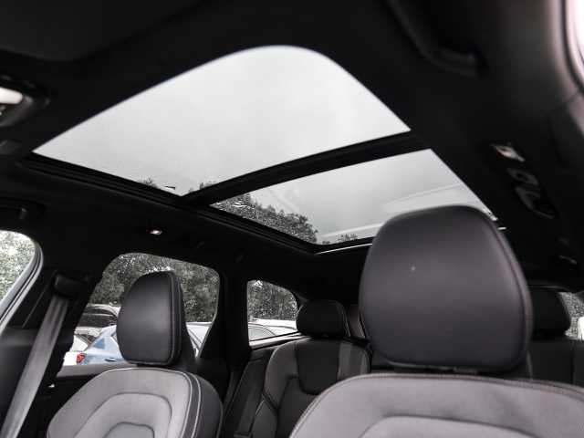 Volvo  Plus Dark Recharge Plug-In Hybrid AWD T8 Twin Engine EU6d Allrad StandHZG digita