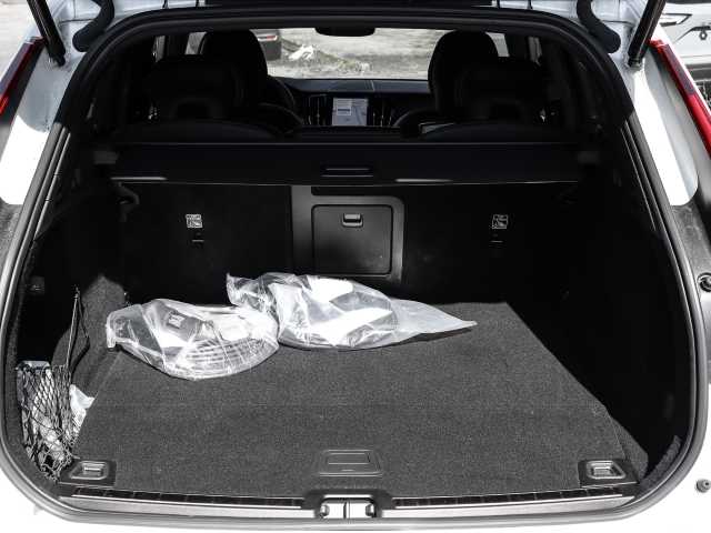 Volvo  Plus Dark Recharge Plug-In Hybrid AWD T8 Twin Engine EU6d Allrad StandHZG digita