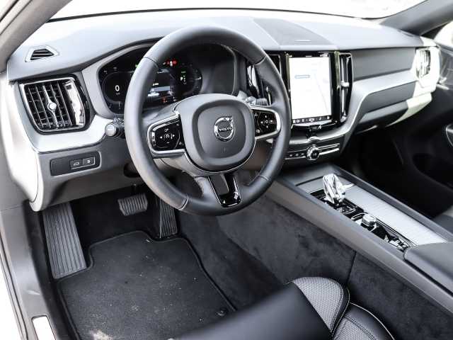 Volvo  Plus Dark Recharge Plug-In Hybrid AWD T8 Twin Engine EU6d Allrad StandHZG digita