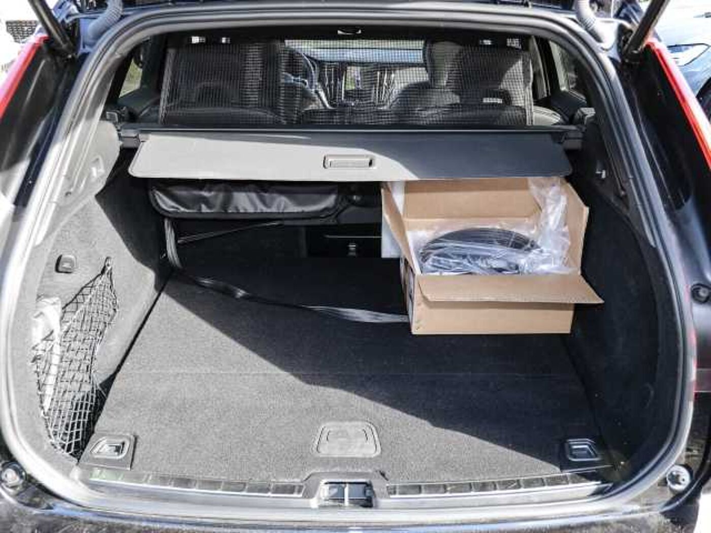 Volvo  Plus Dark Recharge Plug-In Hybrid AWD T8 Twin Engine EU6d Allrad StandHZG digita