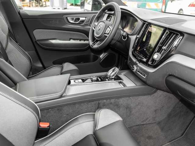 Volvo  Plus Dark Recharge Plug-In Hybrid AWD T6 Twin Engine EU6d Allrad StandHZG digita