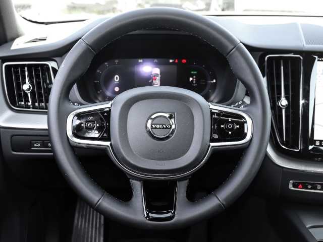 Volvo  Plus Dark Recharge Plug-In Hybrid AWD T8 Twin Engine EU6d Allrad StandHZG digita