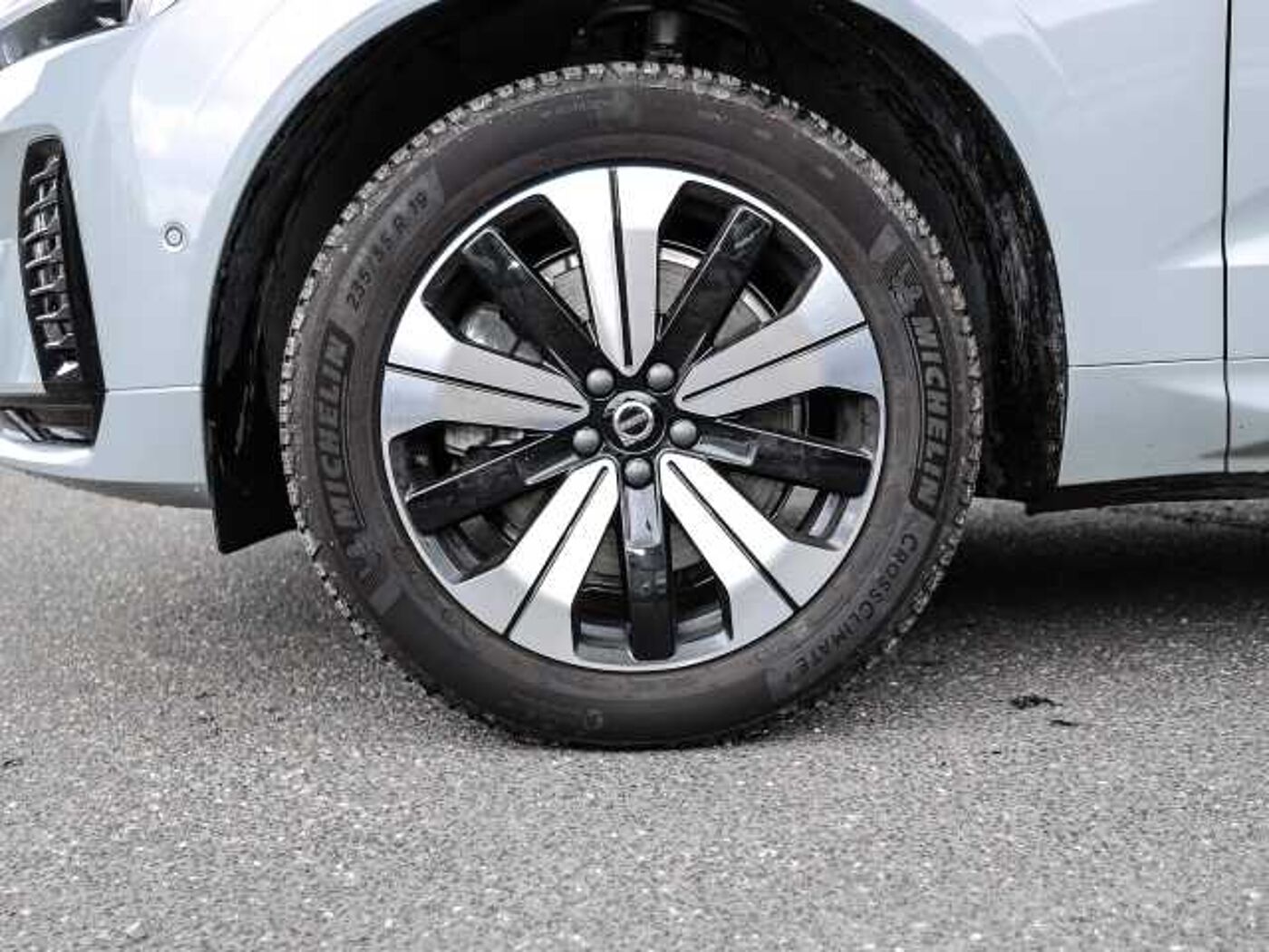 Volvo  Plus Dark Recharge Plug-In Hybrid AWD T8 Twin Engine EU6d Allrad StandHZG digita