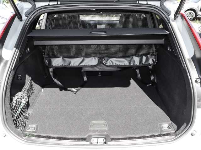 Volvo  Plus Dark Recharge Plug-In Hybrid AWD T8 Twin Engine EU6d Allrad StandHZG digita