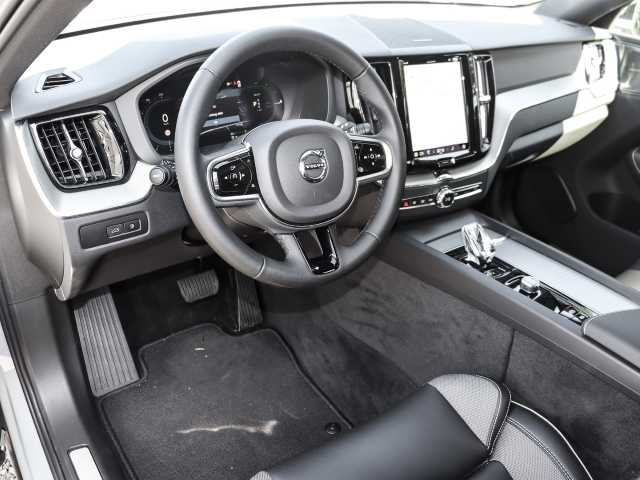 Volvo  Plus Dark Recharge Plug-In Hybrid AWD T8 Twin Engine EU6d Allrad StandHZG digita