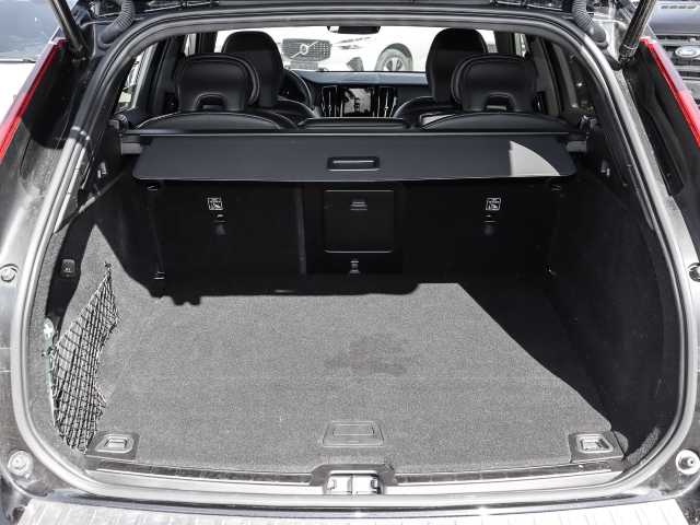 Volvo  Plus Dark Recharge Plug-In Hybrid AWD T8 Twin Engine EU6d Allrad StandHZG digita