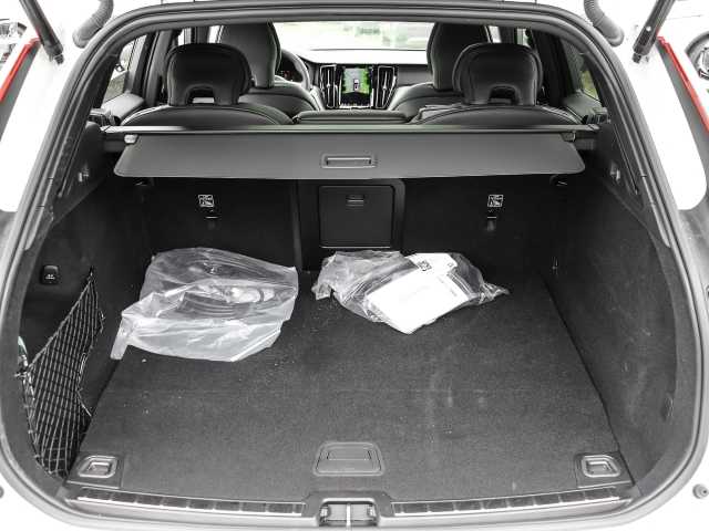Volvo  Plus Dark Recharge Plug-In Hybrid AWD T6 Twin Engine EU6d Allrad StandHZG digita