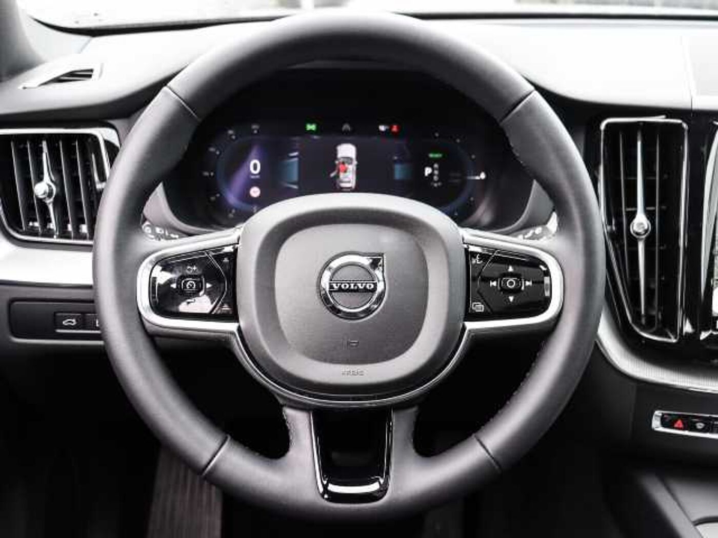 Volvo  Plus Dark Recharge Plug-In Hybrid AWD T6 Twin Engine EU6d Allrad StandHZG digita