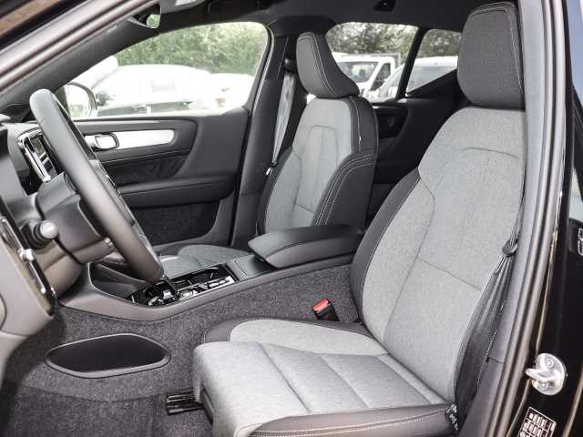 Volvo  Plus Black Edition 2WD B3 EU6d