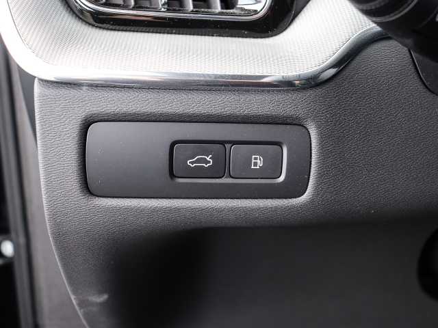 Volvo  Plus Dark Recharge Plug-In Hybrid AWD T6 Twin Engine EU6d Allrad StandHZG digita