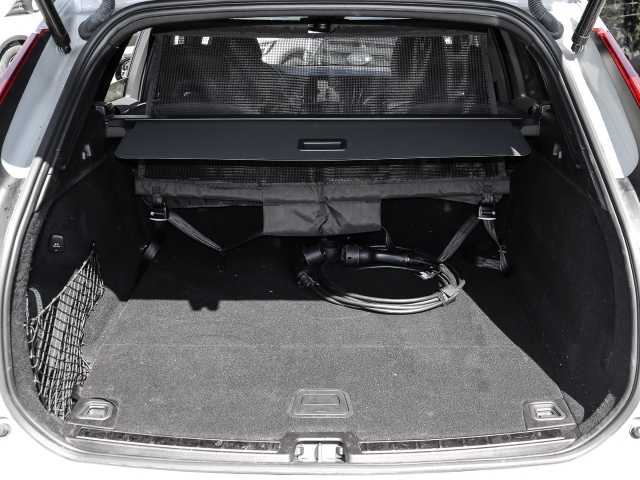 Volvo  Plus Dark Recharge Plug-In Hybrid AWD T8 Twin Engine EU6d Allrad StandHZG digita