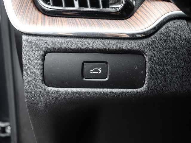 Volvo  Ultimate Dark AWD B5 Benzin EU6d HUD StandHZG Leder digitales Cockpit Memory Sit