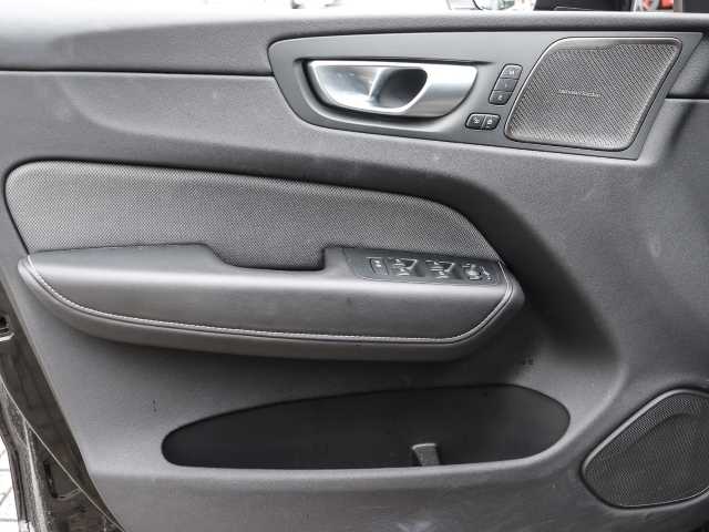 Volvo  Plus Black Edition Recharge Plug-In Hybrid AWD T8 Twin Engine EU6d StandHZG Lede