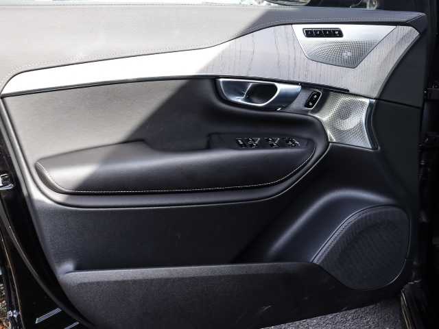 Volvo  Ultimate Bright Recharge Plug-In Hybrid AWD T8 Twin Engine EU6d 7-Sitzer HUD Sta