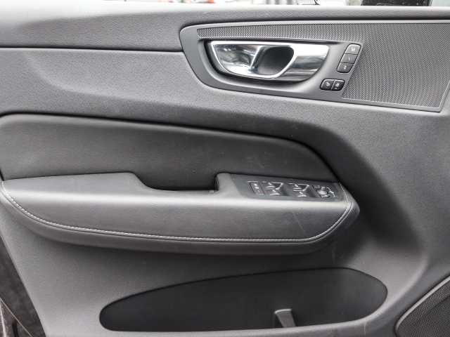 Volvo  Plus Black Edition Recharge Plug-In Hybrid AWD T8 Twin Engine EU6d AD StandHZG