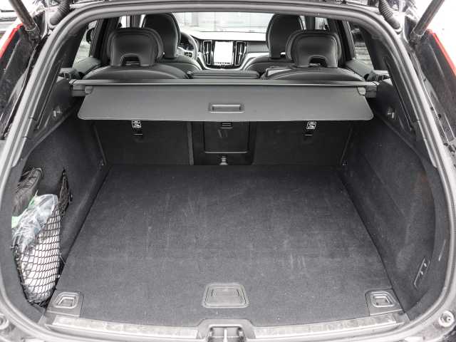 Volvo  Plus Black Edition Recharge Plug-In Hybrid AWD T8 Twin Engine EU6d AD StandHZG
