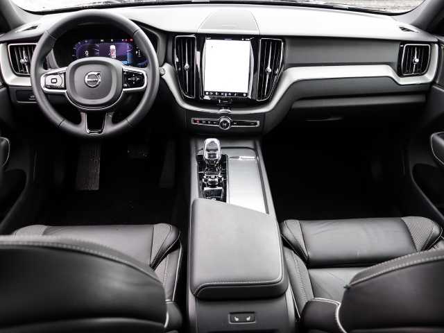 Volvo  Plus Black Edition Recharge Plug-In Hybrid AWD T8 Twin Engine EU6d StandHZG AHK