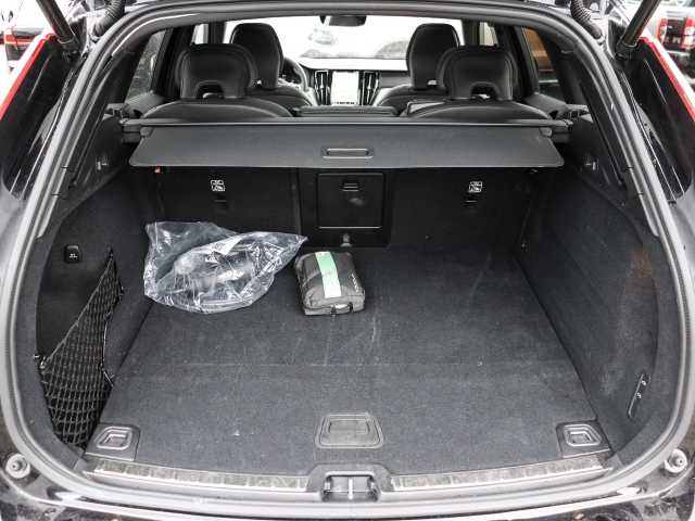 Volvo  Plus Black Edition Recharge Plug-In Hybrid AWD T8 Twin Engine EU6d AD StandHZG d