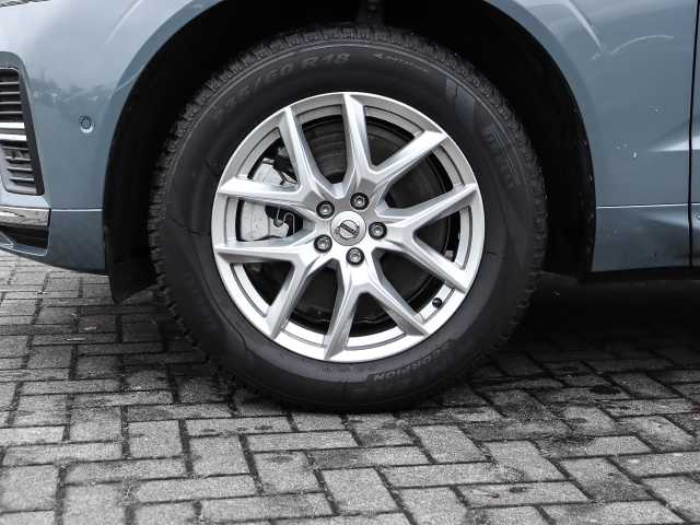 Volvo  Plus Bright Recharge Plug-In Hybrid AWD T8 Twin Engine EU6d StandHZG digitales C