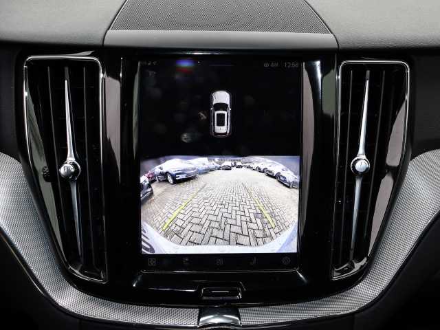Volvo  Plus Bright Recharge Plug-In Hybrid AWD T8 Twin Engine EU6d StandHZG digitales C