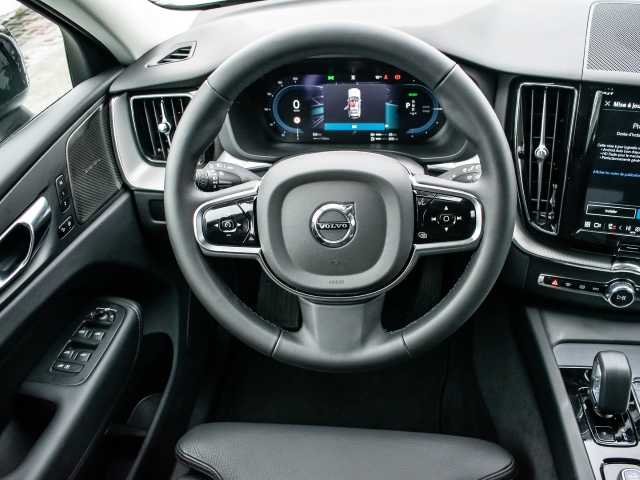 Volvo  Plus Dark Recharge Plug-In Hybrid AWD T8 Twin Engine EU6d StandHZG digitales Coc