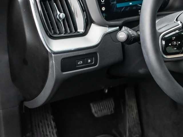 Volvo  Plus Dark Recharge Plug-In Hybrid AWD T8 Twin Engine EU6d StandHZG digitales Coc