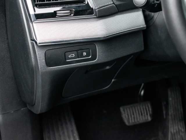 Volvo  Plus Bright Recharge Plug-In Hybrid AWD T8 Twin Engine EU6d 7-Sitzer StandHZG di