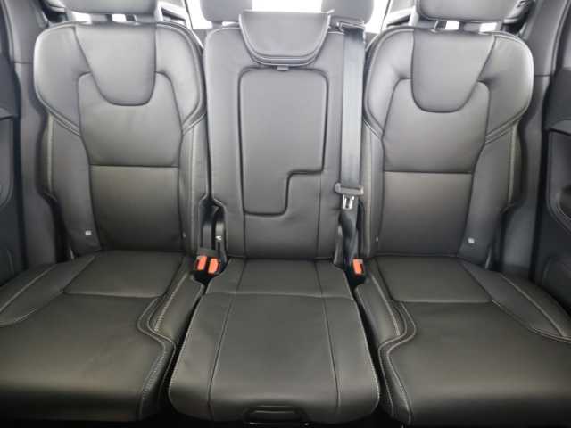 Volvo  Plus Bright Recharge Plug-In Hybrid AWD T8 Twin Engine EU6d 7-Sitzer StandHZG di