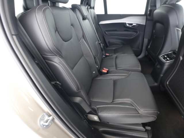 Volvo  Plus Bright Recharge Plug-In Hybrid AWD T8 Twin Engine EU6d 7-Sitzer StandHZG di