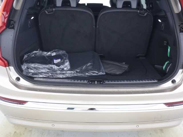 Volvo  Plus Bright Recharge Plug-In Hybrid AWD T8 Twin Engine EU6d 7-Sitzer StandHZG di