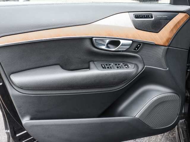Volvo  Plus Bright Recharge AWD T8 Twin Engine EU6d 7-Sitzer Allrad digitales Cockpit M